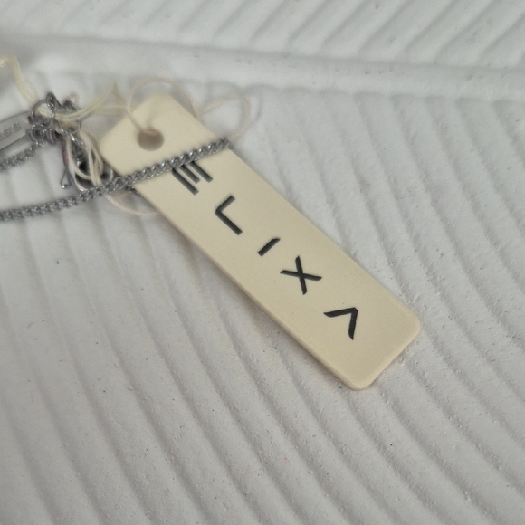 Elixa Necklace - Picture 3 of 4